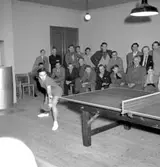 Skara. Bordtennis, engelska damer 27/11 1952. Matchbild 