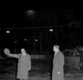 Skara.
Ishockey: Invigning av Petersburgsbanan 1953.