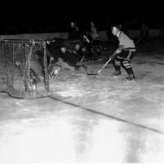 Skara. Ishockey SI-Elfsborg 11/1 1955.

SI=Skara Idrottsförening.