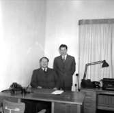 Företag och företagare.
Bröderna Olle och Anders Pettersson (Fiatförsäljare), 1950.