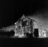 Skaraborgs läns slakteri.
Hospitalsgårdens ladugård brinner ner till grunden, 15/1 1948.