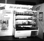 Skara. Mejeriförbundets smör och ostmässa 1962 i Teaterhuset.