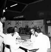 Skara. Mejeriförbundets smör och ostmässa 1962 i Teaterhuset.