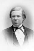 Gustaf Hallén.
Född 1848 i Ryda sn.
Död 1929 i Södra Kedums sn.