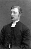 Anders Magnus Nordblad kyrkoherde i Bitterna. Född 1852 i Torpa.

Fototid: 18/4 1884.