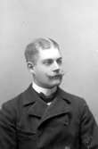 Carl Philip von Scwerin.

Charlotte Hermanson, f. 1852, drev fotoateljé på Torggatan 47 i Skara under åren 1885-1916. Filial i Lundsbrunn.