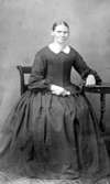 Farmor Anna Svensson död 1882.

Hilda Thysenius drev fotoateljé i Karlshamn och Ronneby på 1860-1870-talet.