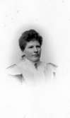 Fru Evelina Svensson född Nyman.

Charlotte Hermanson, f. 1852, drev fotoateljé på Torggatan 47 i Skara under åren 1885-1916. Filial i Lundsbrunn.