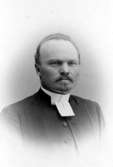Lars Tofft, Slöta.

Lars Tofft.
Född 1853 i Bärebergs sn.
Var 1890 pastorsadjunkt i Skövde.
Var 1900 komminister i Lidköping.
Död 1931 i Enskede.