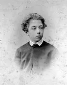 Prins Eugen.

Eugen, 1865-1947, svensk prins, hertig av Närke, landskapsmålare och konstmecenat; son till Oscar II.