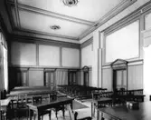 Vara sn. 
Åse, Viste, Barne och Laske härads tingshus i Vara. Foajen K-märkt.