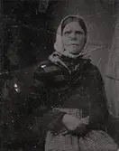 Inga, trotjänarinna hos domprosten Torin i Skara.