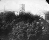 Skara, kv. Iris, foto mot sydväst, till höger Lancasterskolan och biblioteket.