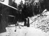 Bilder från Borgen i Danderyd.
Agnes de Frumeries samling, Danderyd.