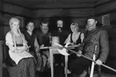Teater i församlingshemmet i Broddetorp. Lustspel, bygdespel som Elsa medverkade i. Prästen Ferdinand Lundqvist var initiativtagare till spelen på 1960-talet.