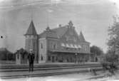 Bild från Skara station vid sekelskiftet 1800 - 1900-talet.