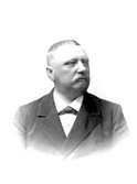 Eventuellt:
Johan August Vettel, Stationsinspektör.
Född 1855 i Hemsjö, Älvsborg. 1900 boende i Nässjö
(Se Sveriges befolkning 1900)