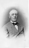 Bankdirektör  
Rohdin Abraham Fredrik
Född 1832-09-19 i Lidköping
Död 1903-11-01 i Lidköping
Grundare 1854 av Rohdins Järnhandel (senare 1870 Rohdin & Sundbecks Järnhandel)
Grundare 1875 av Lidköpings Mekaniska Verkstad LMV
Engagerad i stadsfullmäktige i 25 år.
Ordförande i drätselkammaren och hamnstyrelsen samt direktör i Skaraborgsbanken.