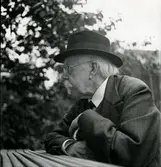 Lundell J,A, professor.