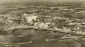 Flygfoto över Degerhamns cementindustri.
