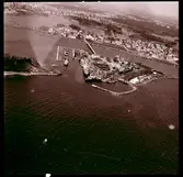 Kalmar varv. Varvsholmen från luften. I bakgrunden syns Ängö.