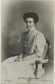Hennes Majestät Drottning Victoria.
Foto: Atelier Florman, 1909.