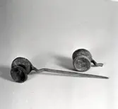 Bild på metallföremål.