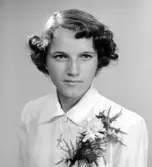 Konfirmanden Doris Andersson. Foto i maj 1950.
