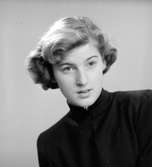 Gerd Larsson. Foto i december 1950.
