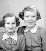 Kerstin och Karin Berg, Skärplinge.


