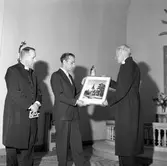 Kyrkoherde Per Bolinder avskedspredikan i Bomhus kyrka oktober 1960.