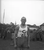 Polis Erik Brunkvist. Född: 7/6-12.
Sprinter i Gefle IF 1936-1937.