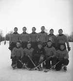 Forsbacka IK:s Bandylag. 1942