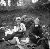 Konsums spillvedsinsamling. 1942