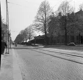 Gatukorsningen Fältskärsgatan och Bergsgatan.