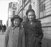 Första Maj och majblomsförsäljning. 1947