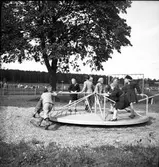 Premering för höstmeetingen.
Travet den 26/8 -1947