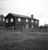Gammelgården i Åbyggeby. 1943