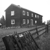 Gammelgården i Åbyggeby. 1943