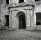 Portal på inre borggården på Borgholms slottsruin.