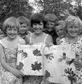 Unga örnar.
Juni 1956.