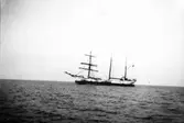 Okänt segelfartyg.
