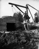 Byggande av jordkällare.