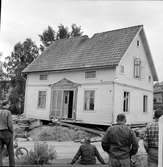 Arbrå,
Flyttning av Knut Arvidssons hus,
Oktober 1968