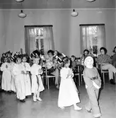 Arbrå,
Barntimme,
Julfest,
December 1971