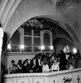 Arbrå kyrkokör,
Repeterar till 1 Advent,
December 1971
