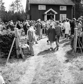 Arbrå,
Mörtsjö,
Vi går på auktion,
Juni 1971