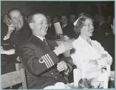 Militärer vid kaffebord