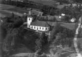 Flygfoto över Forsheda Kyrka i Värnamo kommun. Nr. C. 2700
