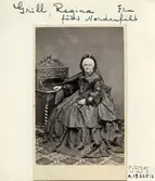 Brukspatronessan Regina Grill.